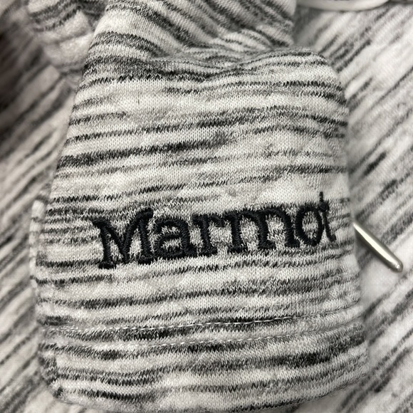 Marmot Quilted Cowl Neck Sweatshirt - Picture 7 of 9